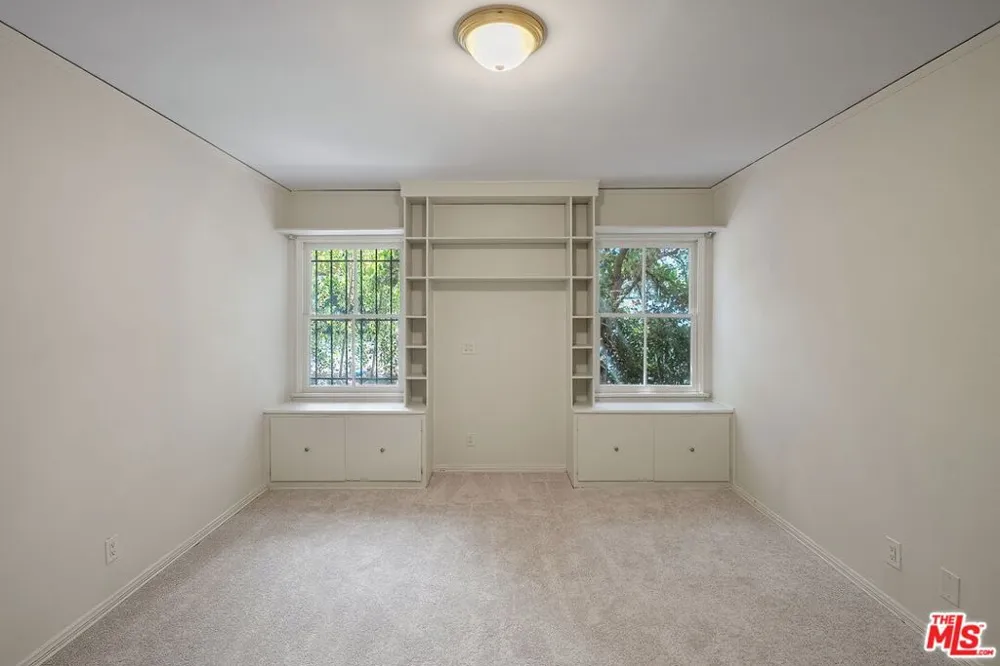 9149 Hillsboro Drive Los Angeles, CA 90034