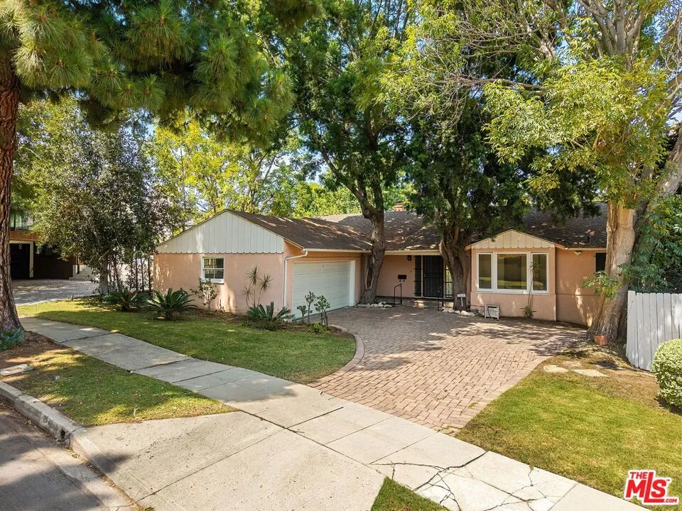 9149 Hillsboro Drive Los Angeles, CA 90034