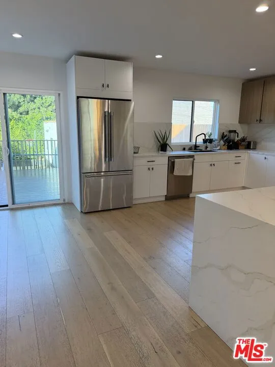 4342 Angeles Vista Boulevard View Park, CA 90008