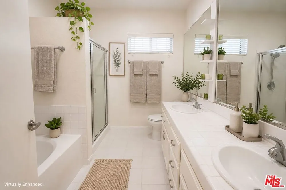 1915 Malcolm Avenue #301 Los Angeles, CA 90025