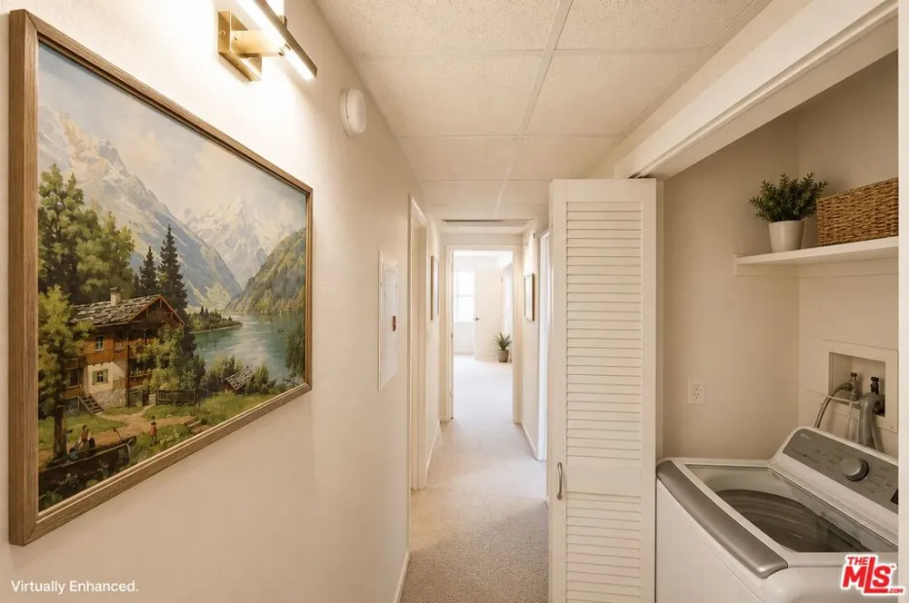 1915 Malcolm Avenue #301 Los Angeles, CA 90025