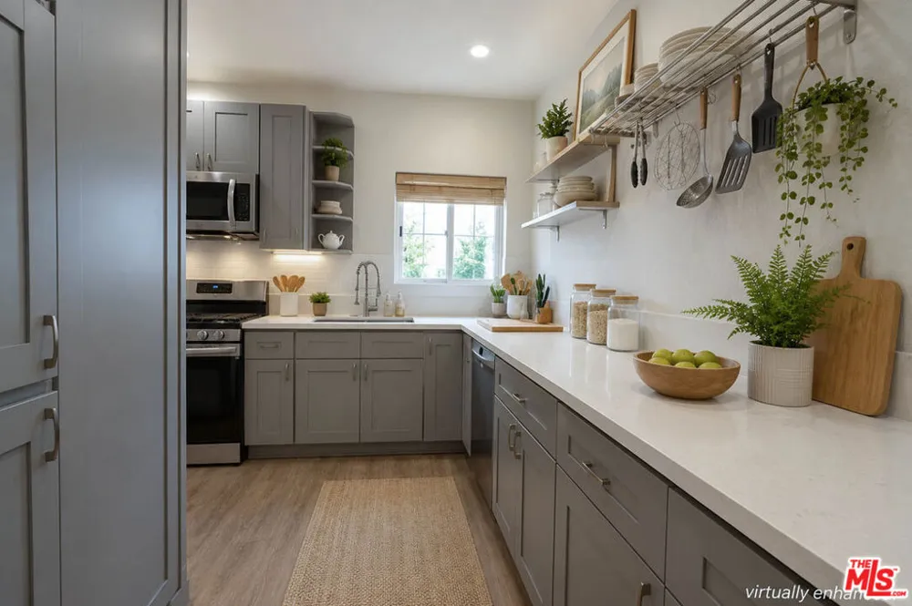 1915 Malcolm Avenue #301 Los Angeles, CA 90025