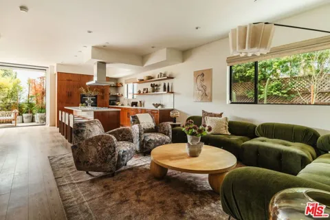 3214 Highland Avenue #4