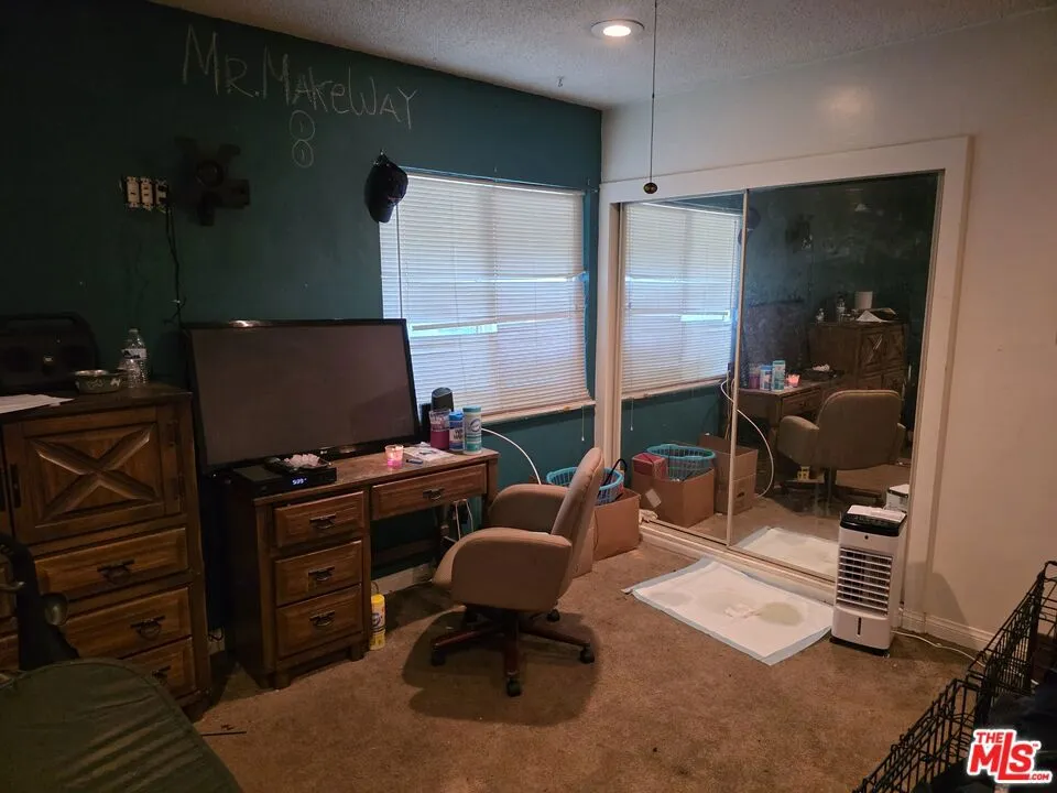 2203 W 158th Street Compton, CA 90220
