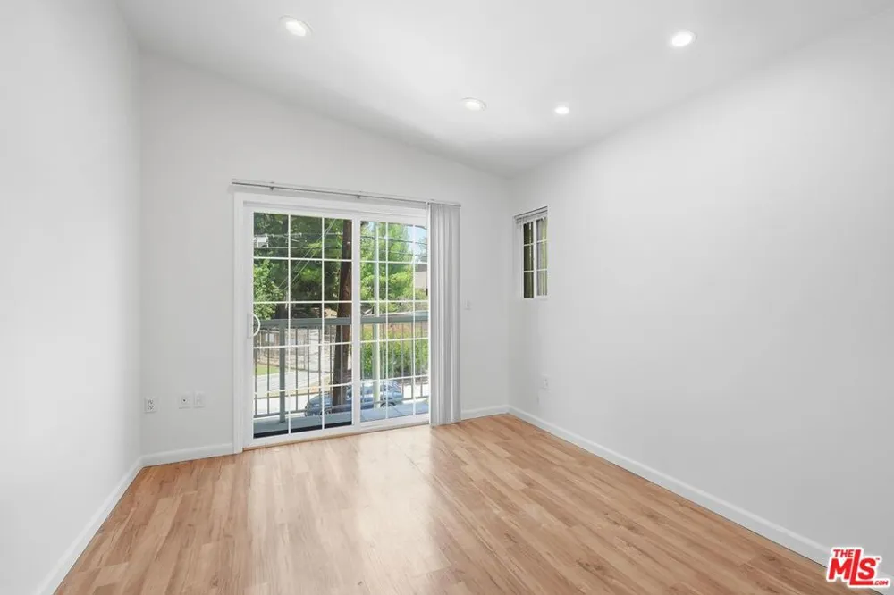 12311 Bradford Place Granada Hills, CA 91344