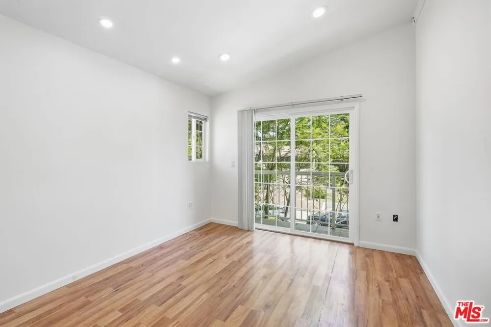 12311 Bradford Place Granada Hills, CA 91344