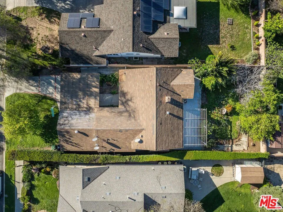 7351 Zelzah Avenue Los Angeles, CA 91335