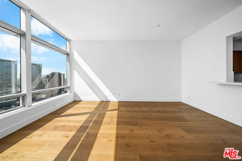 900 W Olympic Boulevard #32I Los Angeles, CA 90015