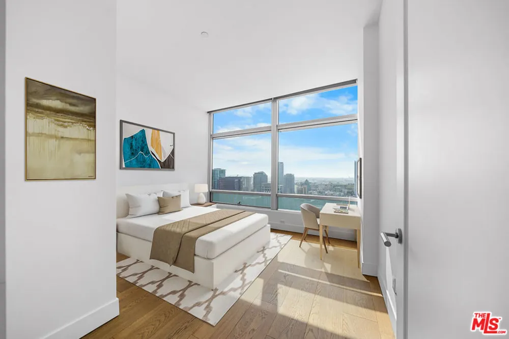 900 W Olympic Boulevard #32I Los Angeles, CA 90015