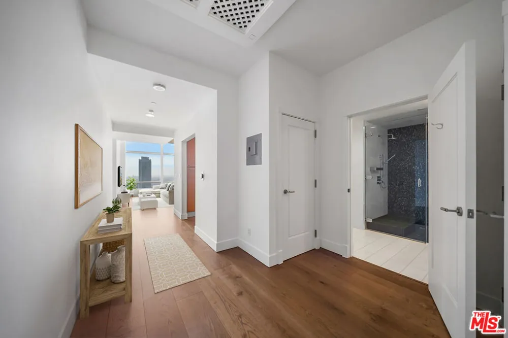 900 W Olympic Boulevard #32I Los Angeles, CA 90015