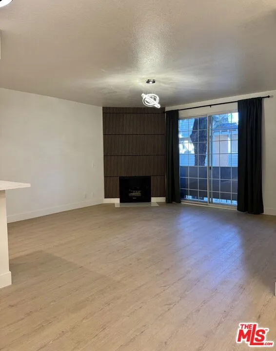 5620 Yolanda Avenue #111 Tarzana, CA 91356