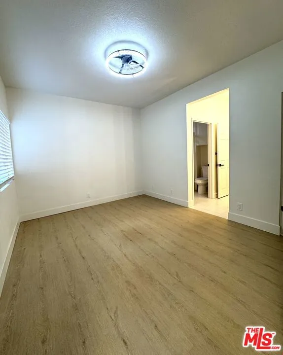 5620 Yolanda Avenue #111 Tarzana, CA 91356