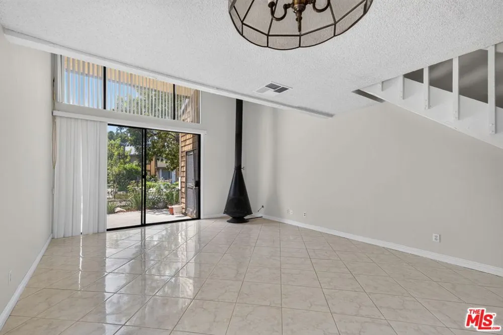 12750 Centralia Street #148 Lakewood, CA 90715
