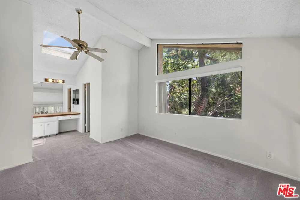 12750 Centralia Street #148 Lakewood, CA 90715