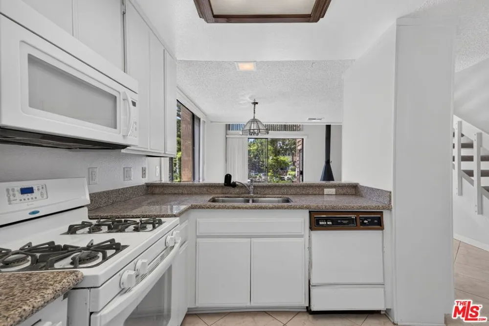 12750 Centralia Street #148 Lakewood, CA 90715