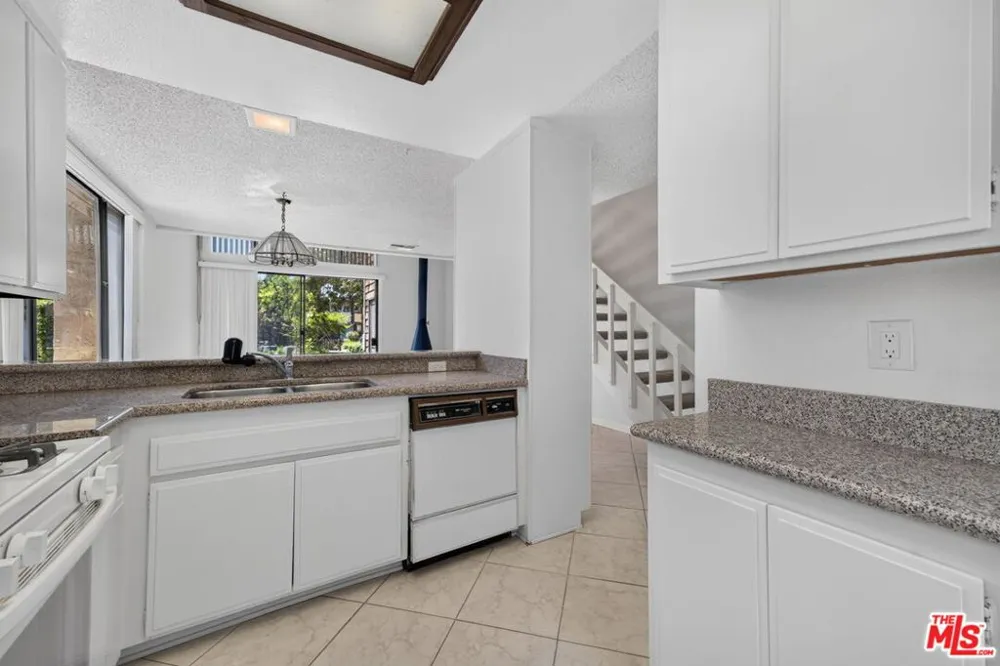 12750 Centralia Street #148 Lakewood, CA 90715