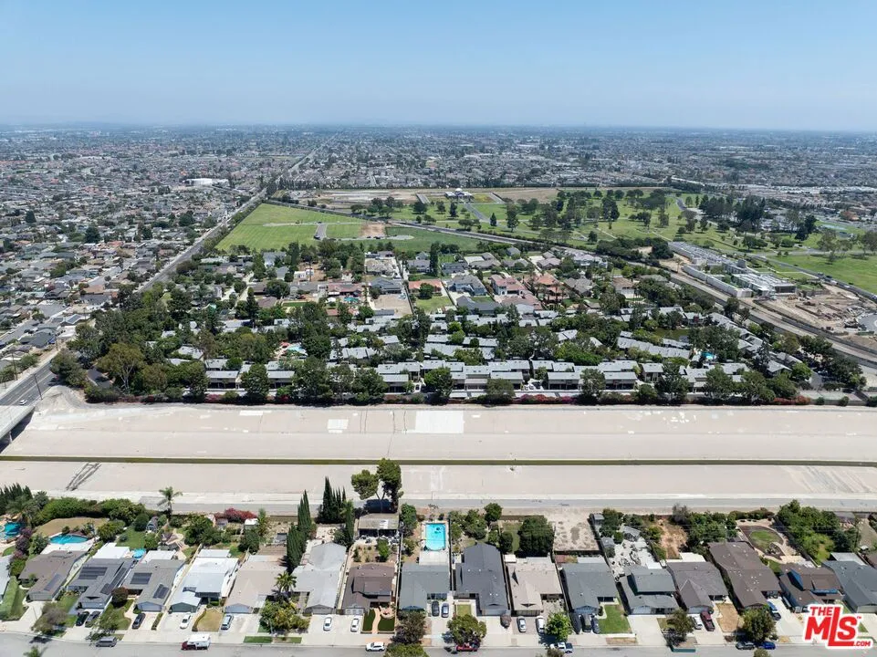 12750 Centralia Street #148 Lakewood, CA 90715