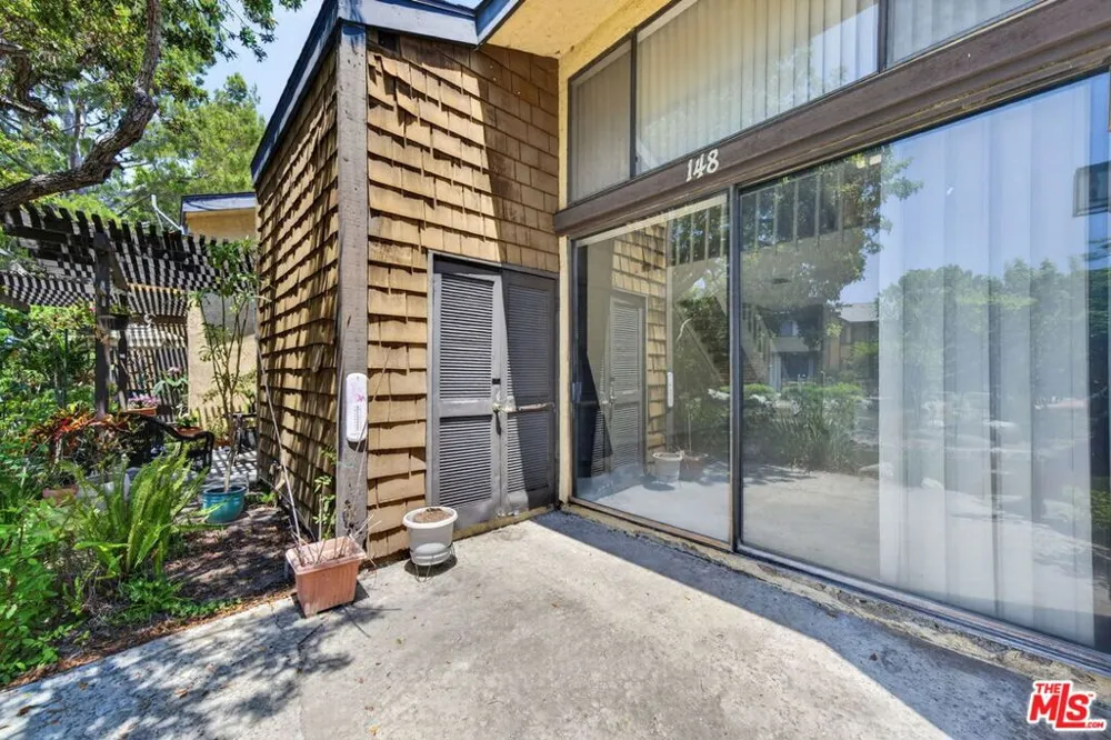 12750 Centralia Street #148 Lakewood, CA 90715