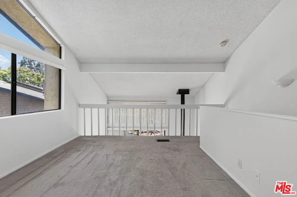 12750 Centralia Street #148 Lakewood, CA 90715
