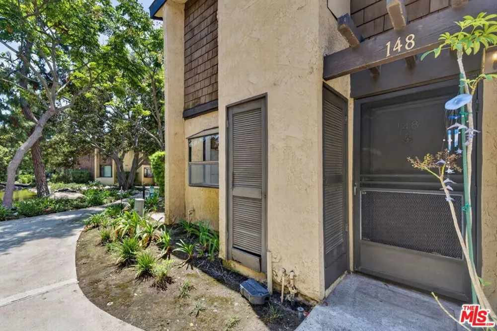 12750 Centralia Street #148 Lakewood, CA 90715