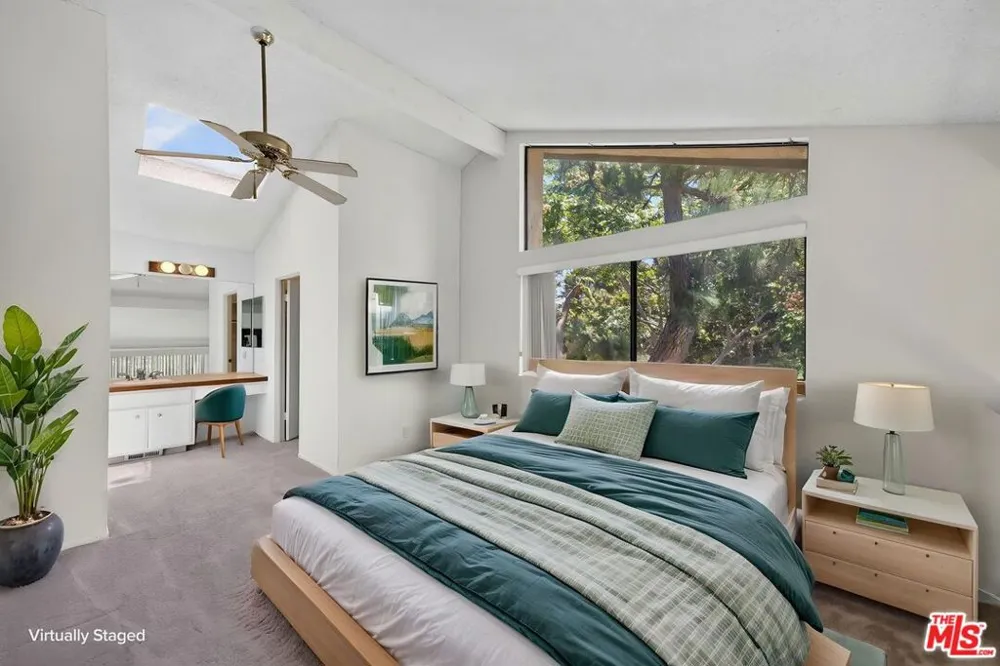 12750 Centralia Street #148 Lakewood, CA 90715