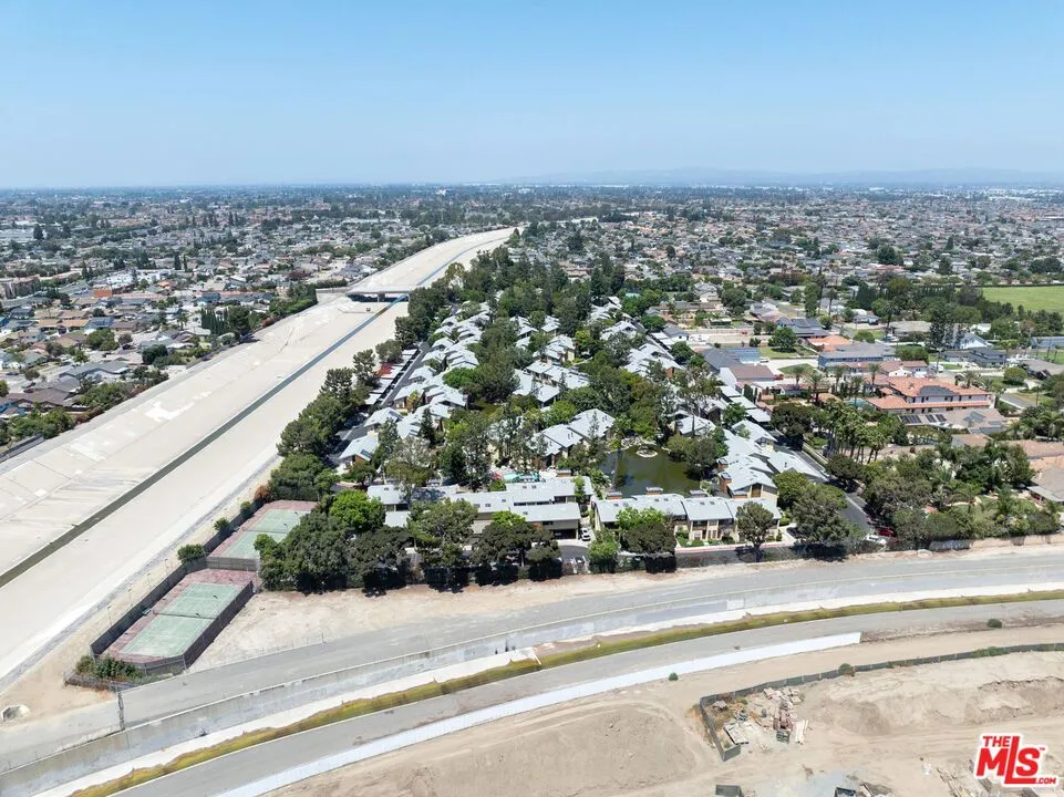 12750 Centralia Street #148 Lakewood, CA 90715