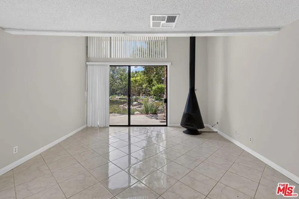 12750 Centralia Street #148 Lakewood, CA 90715