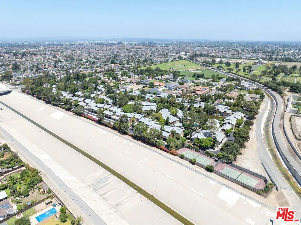 12750 Centralia Street #148 Lakewood, CA 90715