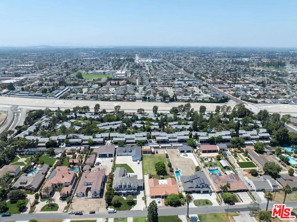 12750 Centralia Street #148 Lakewood, CA 90715