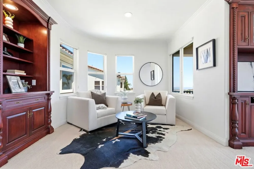 20274 Via Medici Porter Ranch, CA 91326