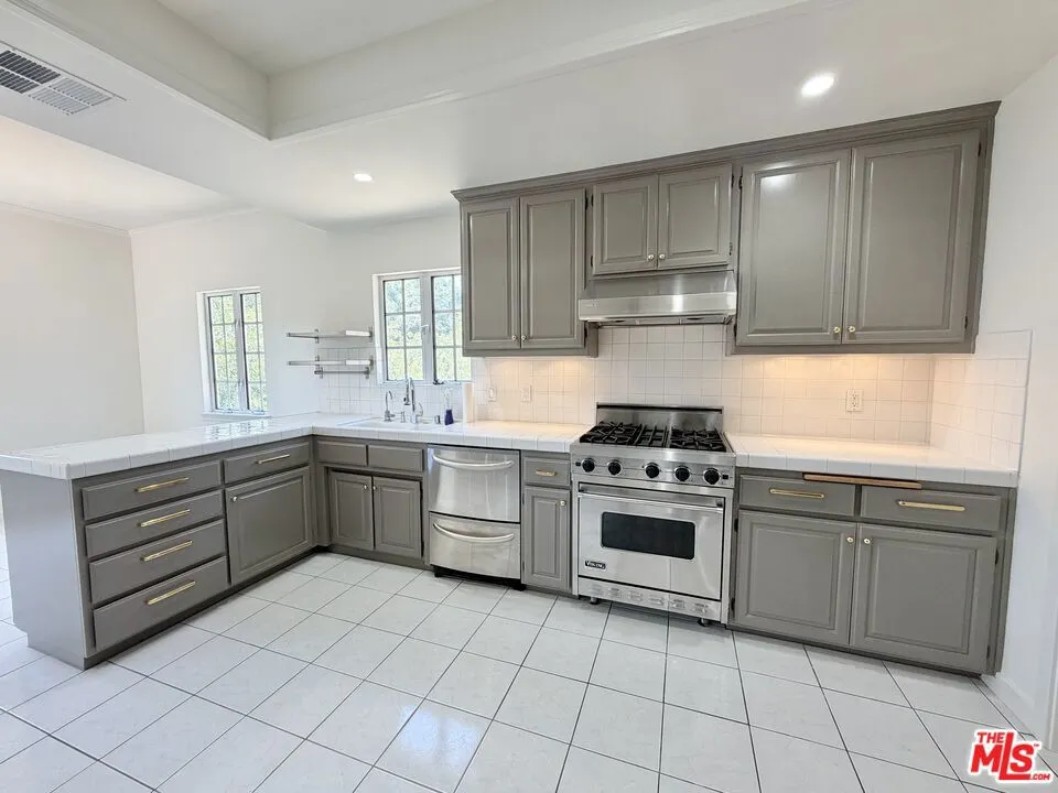 1515 Indiana Avenue South Pasadena, CA 91030