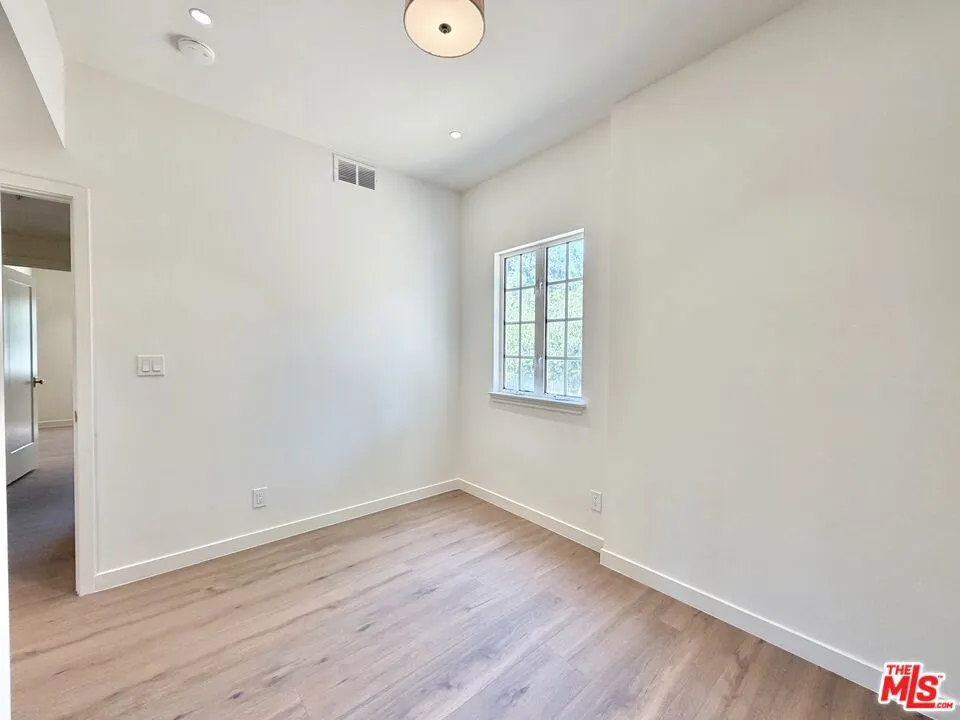 1515 Indiana Avenue South Pasadena, CA 91030