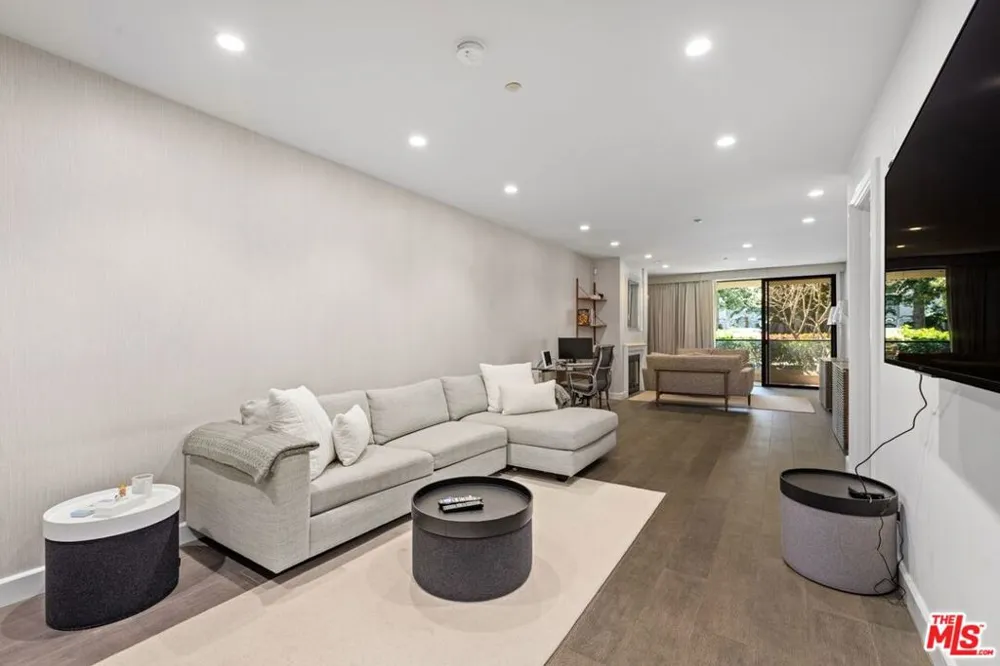 701 Ocean Avenue #110 Santa Monica, CA 90402