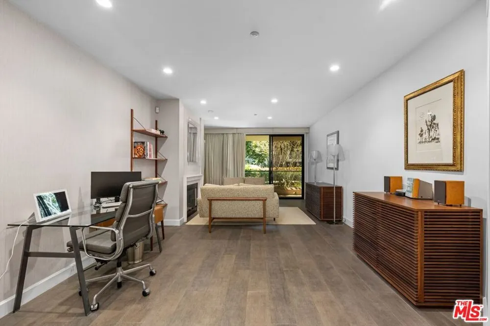 701 Ocean Avenue #110 Santa Monica, CA 90402