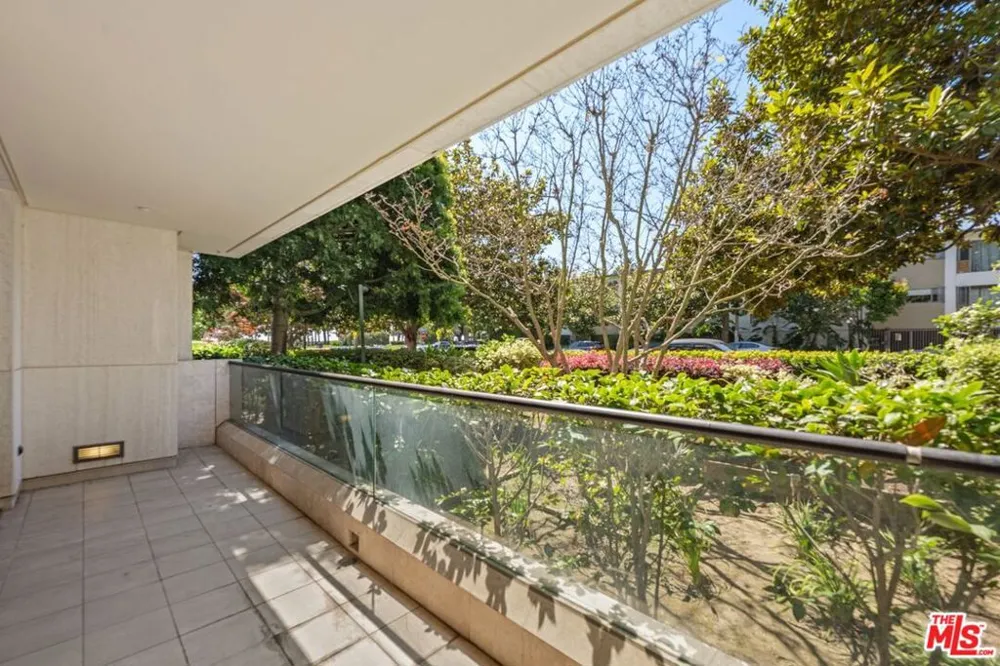 701 Ocean Avenue #110 Santa Monica, CA 90402