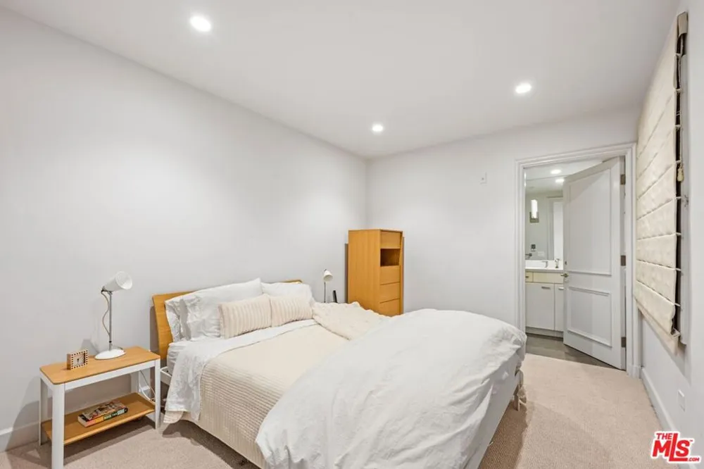 701 Ocean Avenue #110 Santa Monica, CA 90402