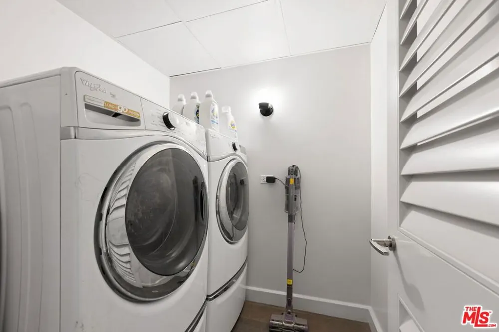 701 Ocean Avenue #110 Santa Monica, CA 90402
