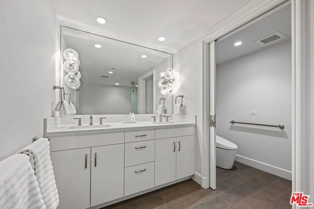 701 Ocean Avenue #110 Santa Monica, CA 90402