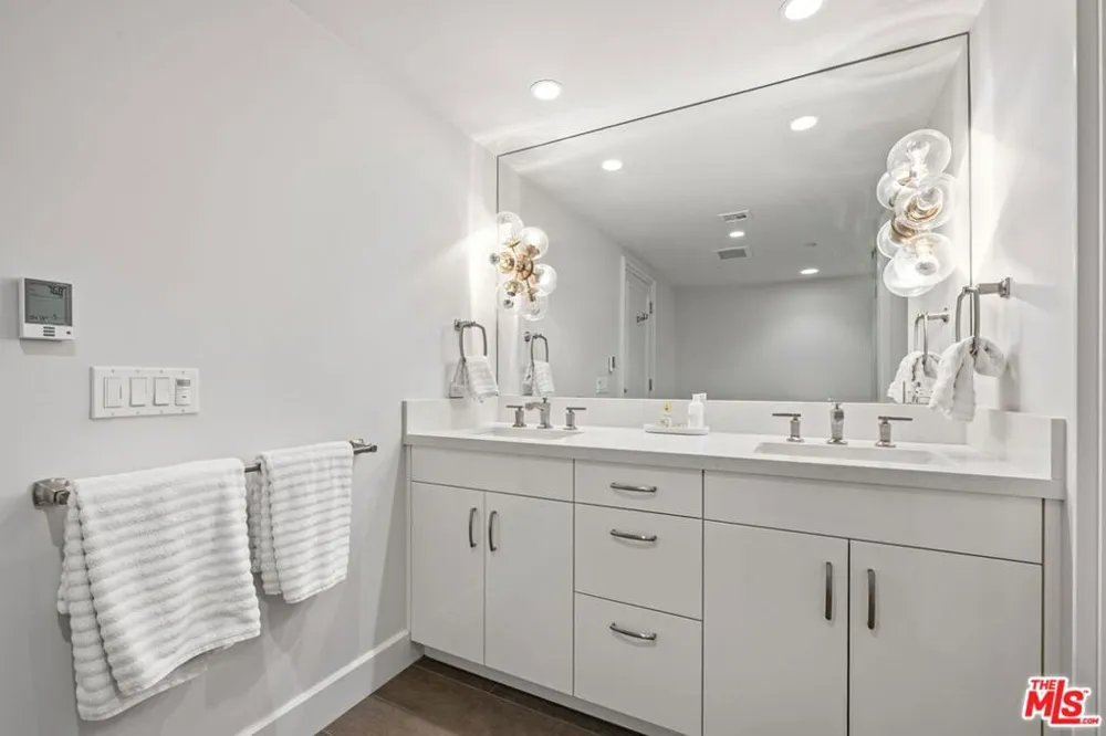 701 Ocean Avenue #110 Santa Monica, CA 90402