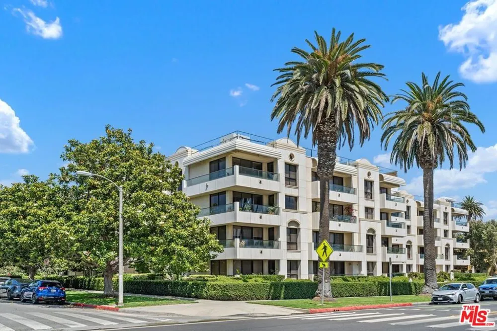 701 Ocean Avenue #110 Santa Monica, CA 90402
