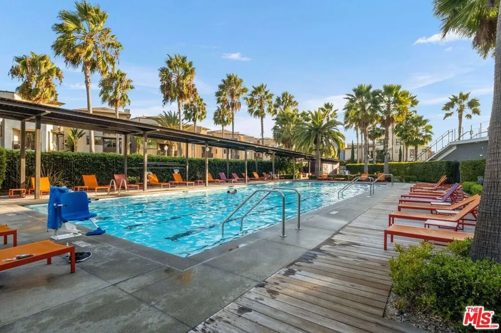 12963 Runway Road #104 Playa Vista, CA 90094