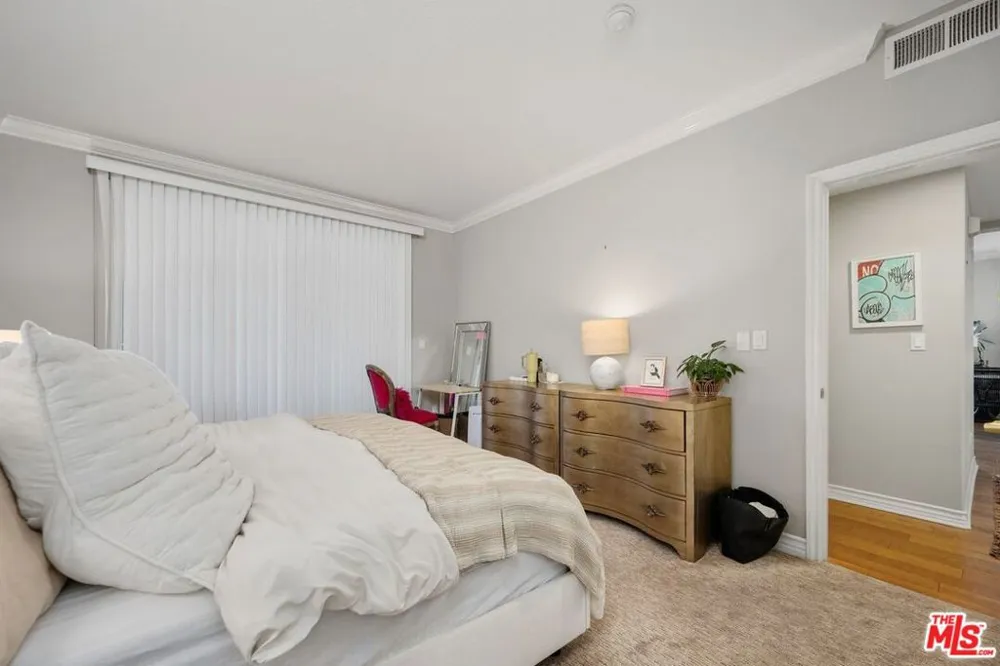 12963 Runway Road #104 Playa Vista, CA 90094