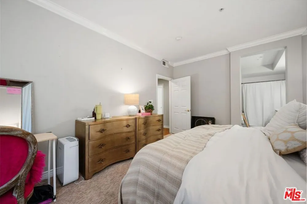 12963 Runway Road #104 Playa Vista, CA 90094