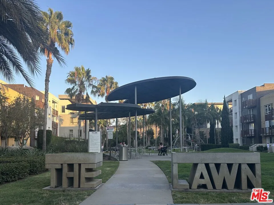 12963 Runway Road #104 Playa Vista, CA 90094