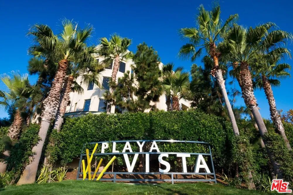 12963 Runway Road #104 Playa Vista, CA 90094