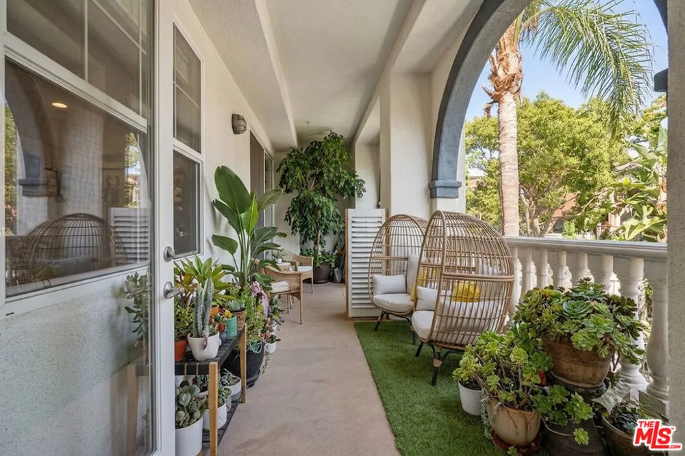 12963 Runway Road #104 Playa Vista, CA 90094