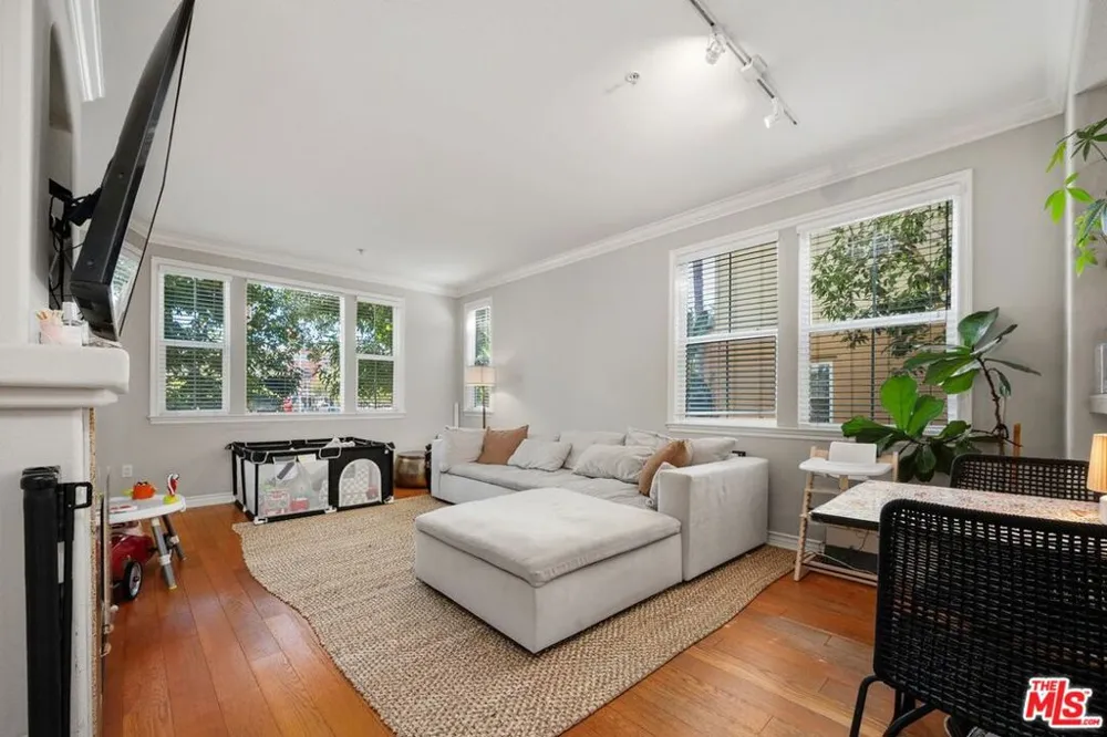 12963 Runway Road #104 Playa Vista, CA 90094
