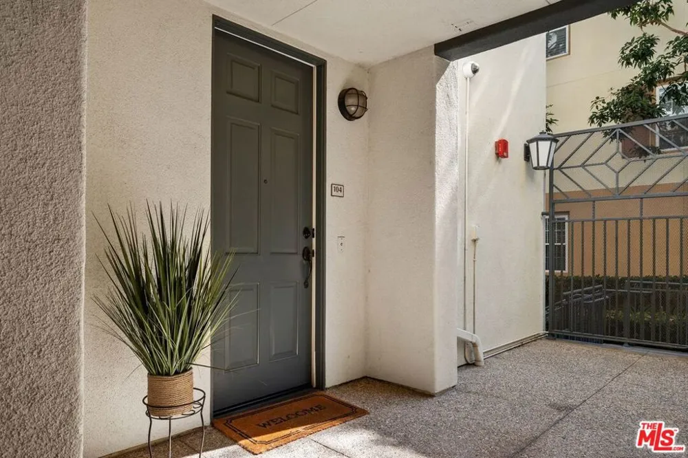 12963 Runway Road #104 Playa Vista, CA 90094