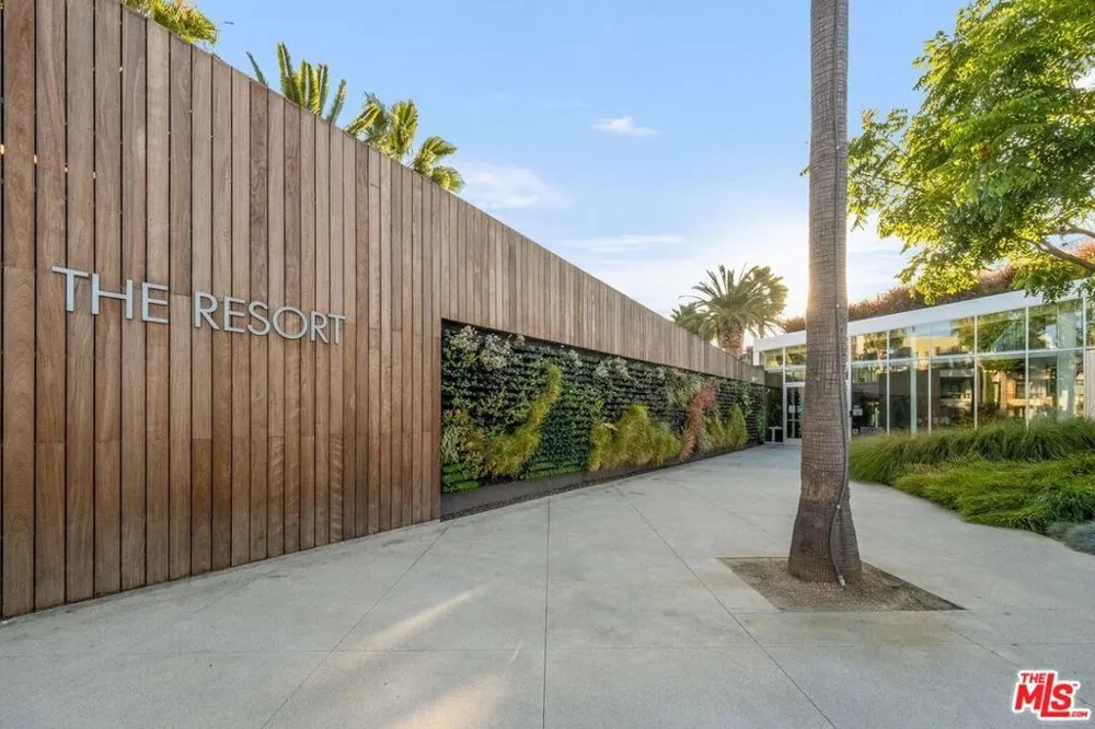 12963 Runway Road #104 Playa Vista, CA 90094