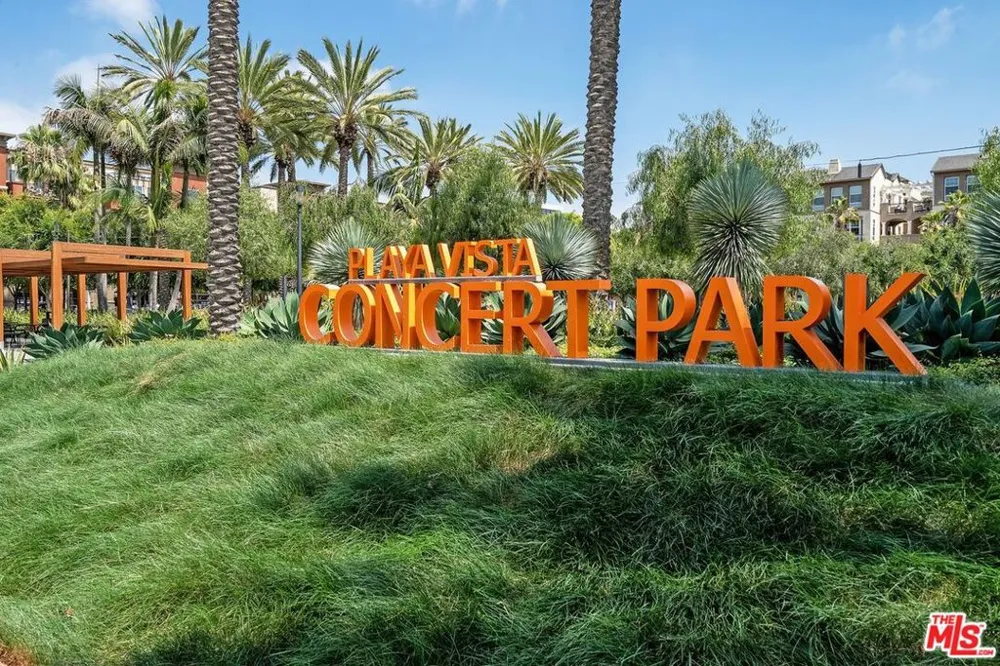 12963 Runway Road #104 Playa Vista, CA 90094